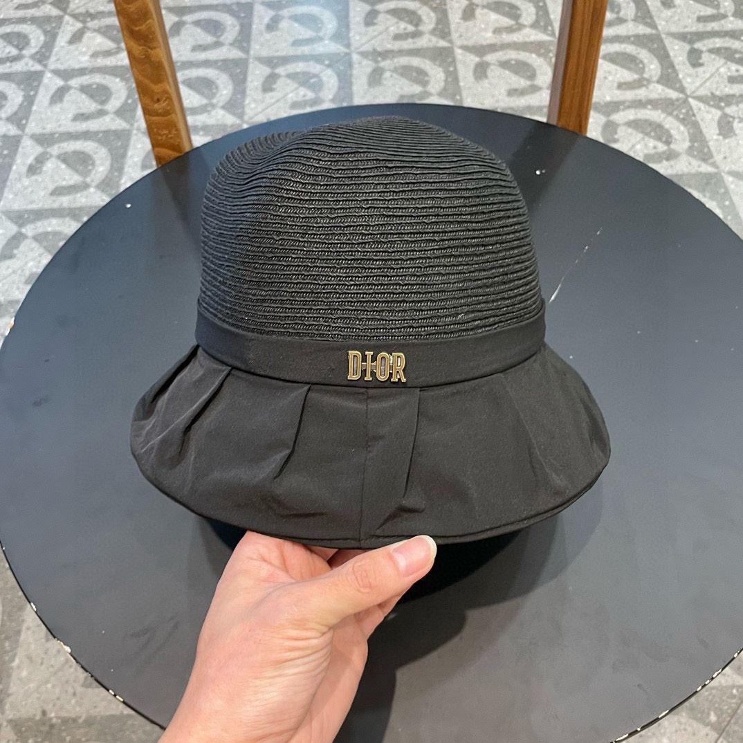 Christian Dior Caps